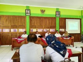 Pembinaan administrasi kalurahan di Saptosari