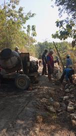 Gotong royong masih berlanjut