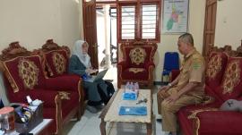 Ada.... Tamu jauh dari solo